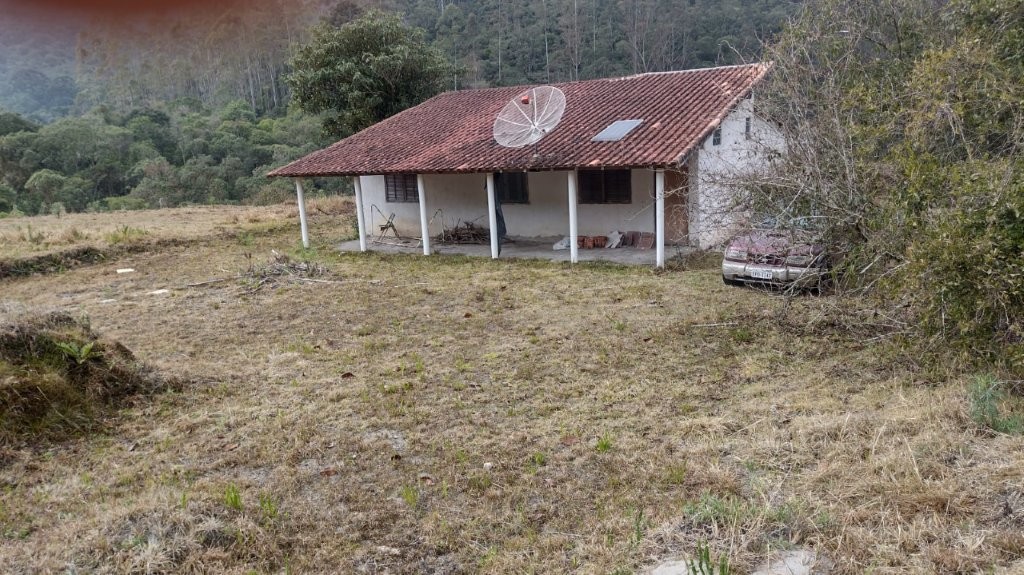 Sítio - 15 alqueires em Cunha/SP