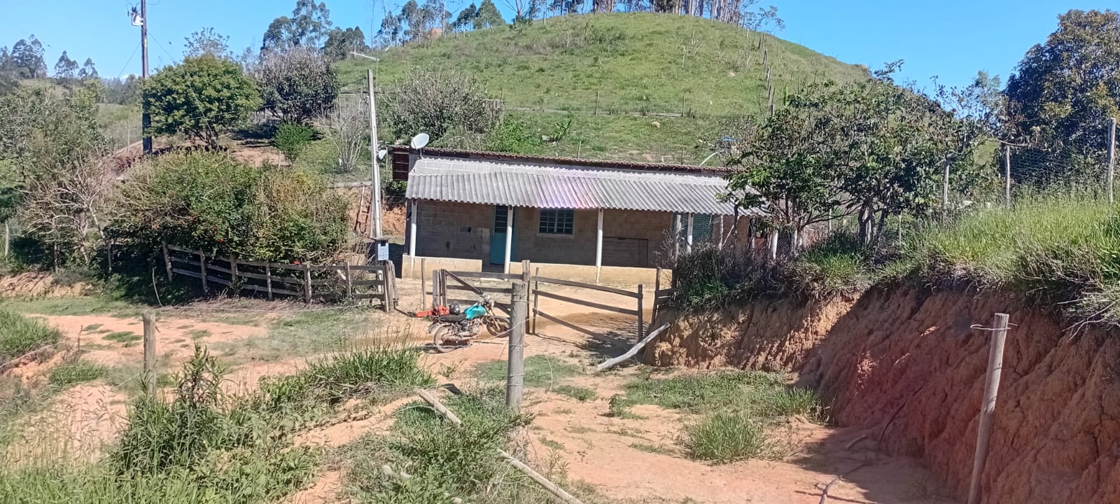 Sítio - 10 alqueires em Natividade da Serra/SP